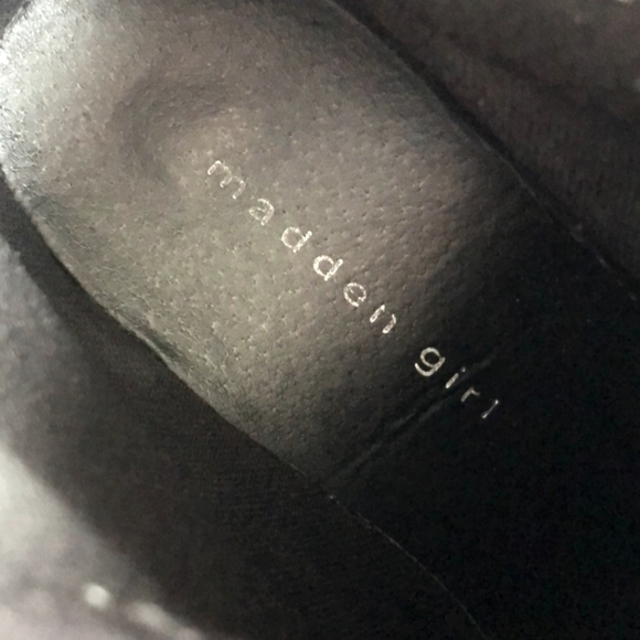 Moving Sale! Madden Girl Black Booties, Suade Leather, Size 7.5 - Picture 5 of 6